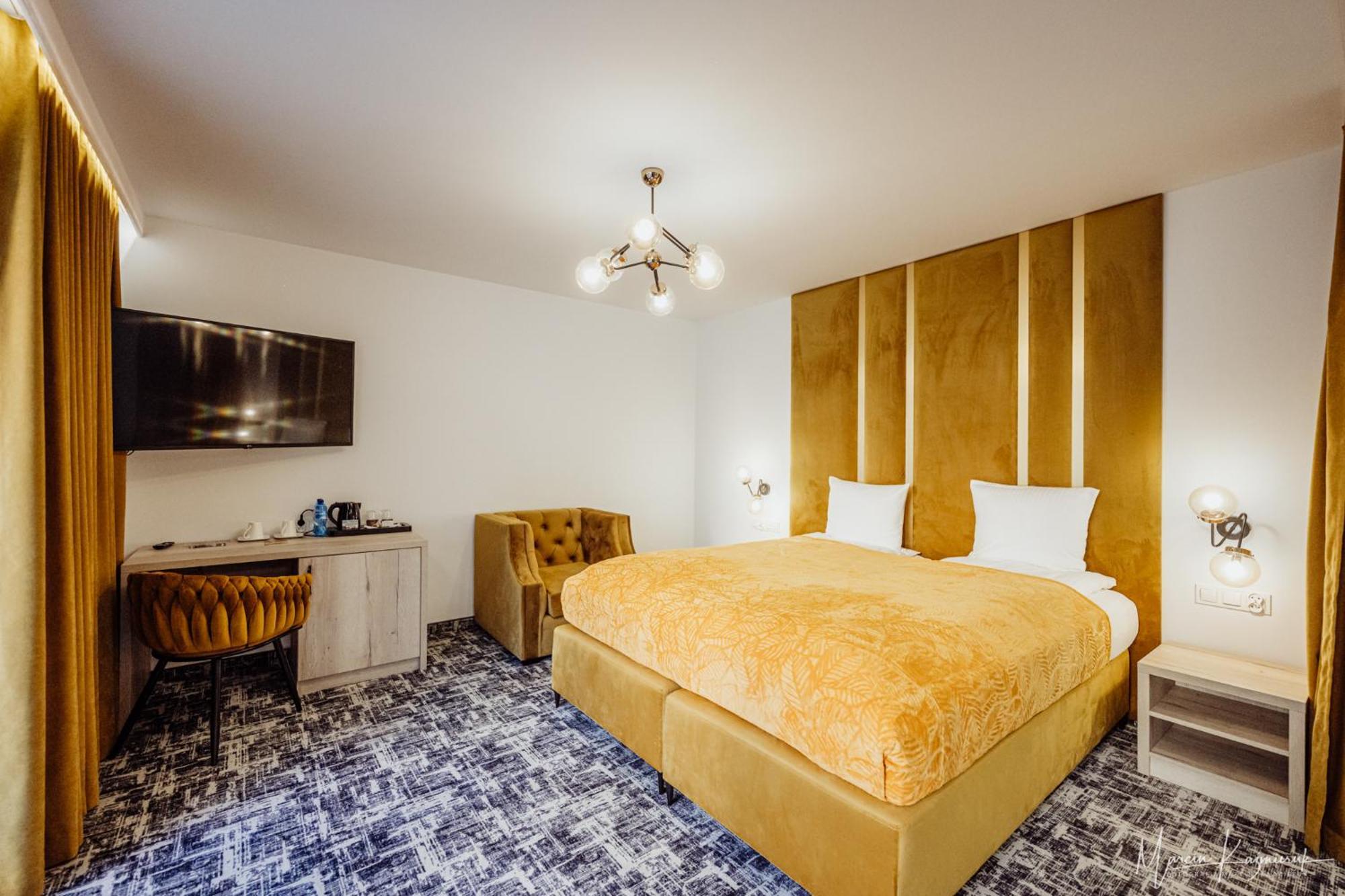 Cristal Bed and Breakfast Ustka Exteriör bild